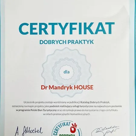 Dr Mandryk House Homestay