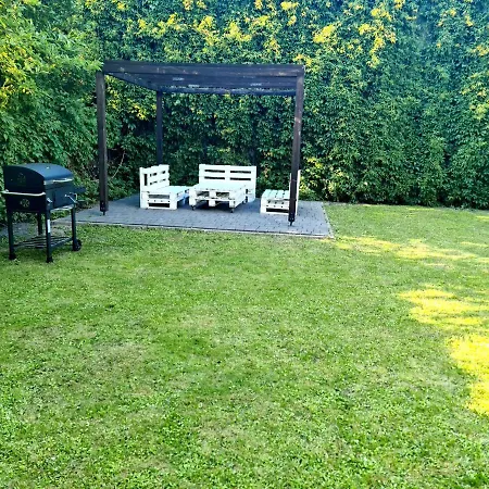 Dr Mandryk House בית אירוח *